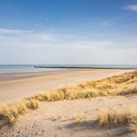 In Near The Beach, Cleaning Included Nieuwpoort